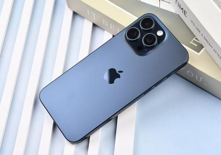 白玉苹果维修点分享iPhone 15 Pro Max屏幕更换全新实操风险 